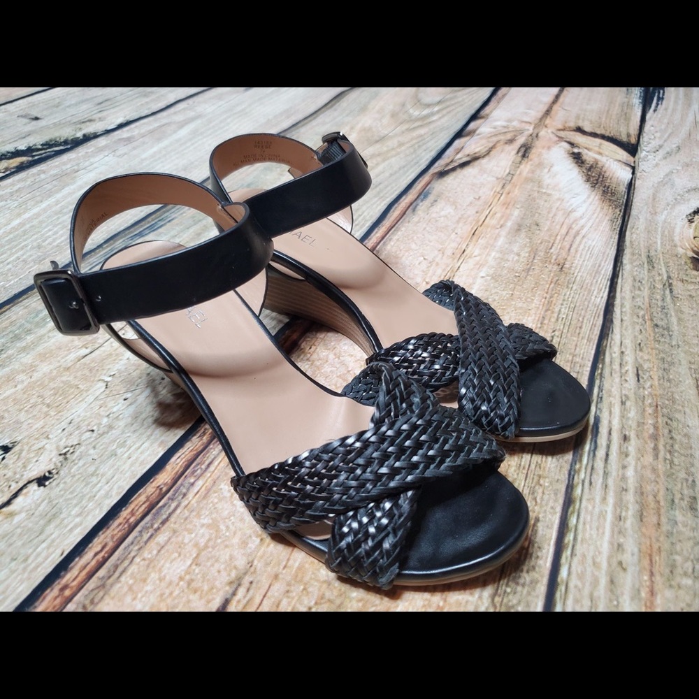 Michael Kors shoes size 7.5